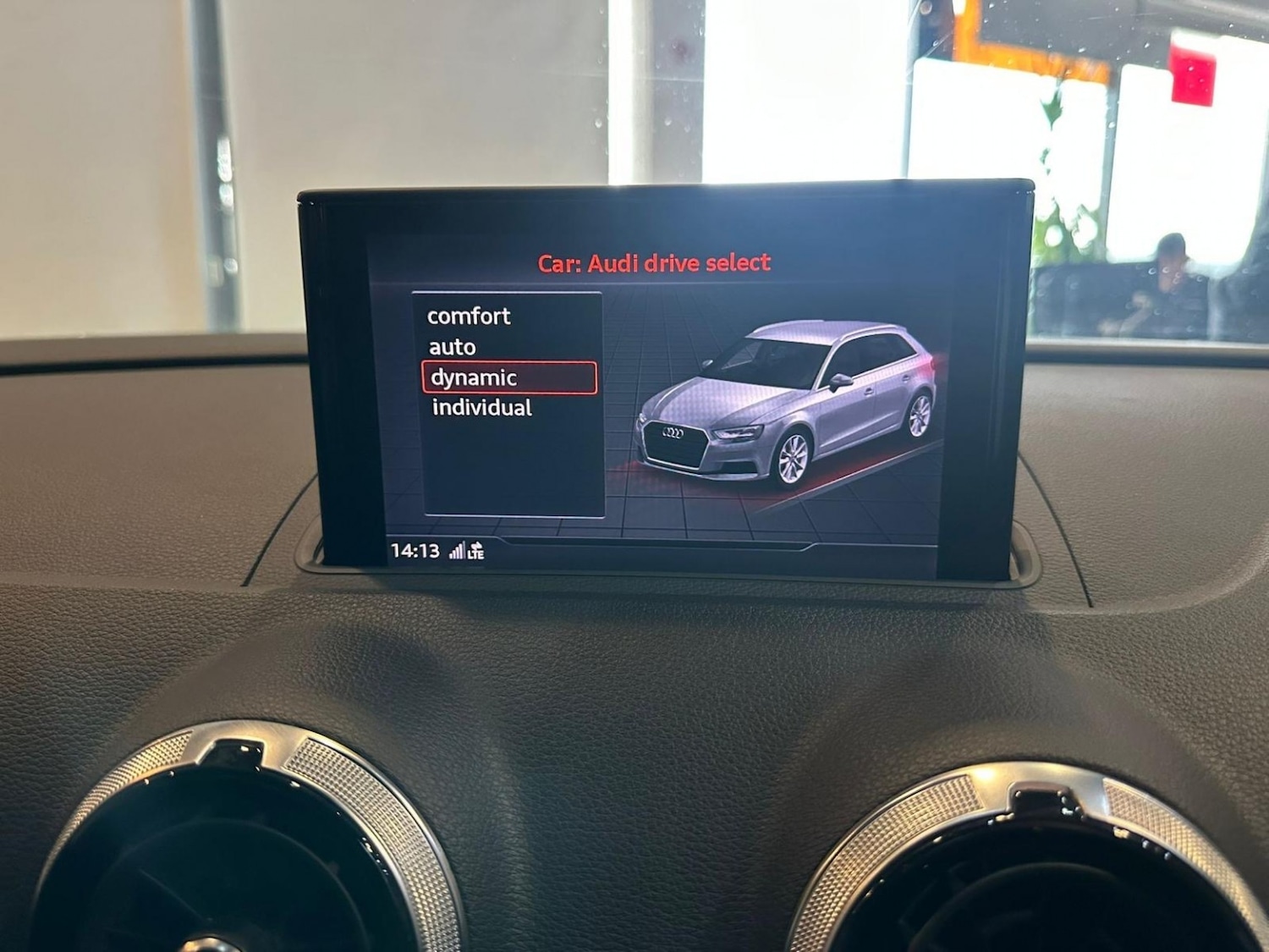 Used Audi RS3 2017 for sale - 77636998: Photo 16