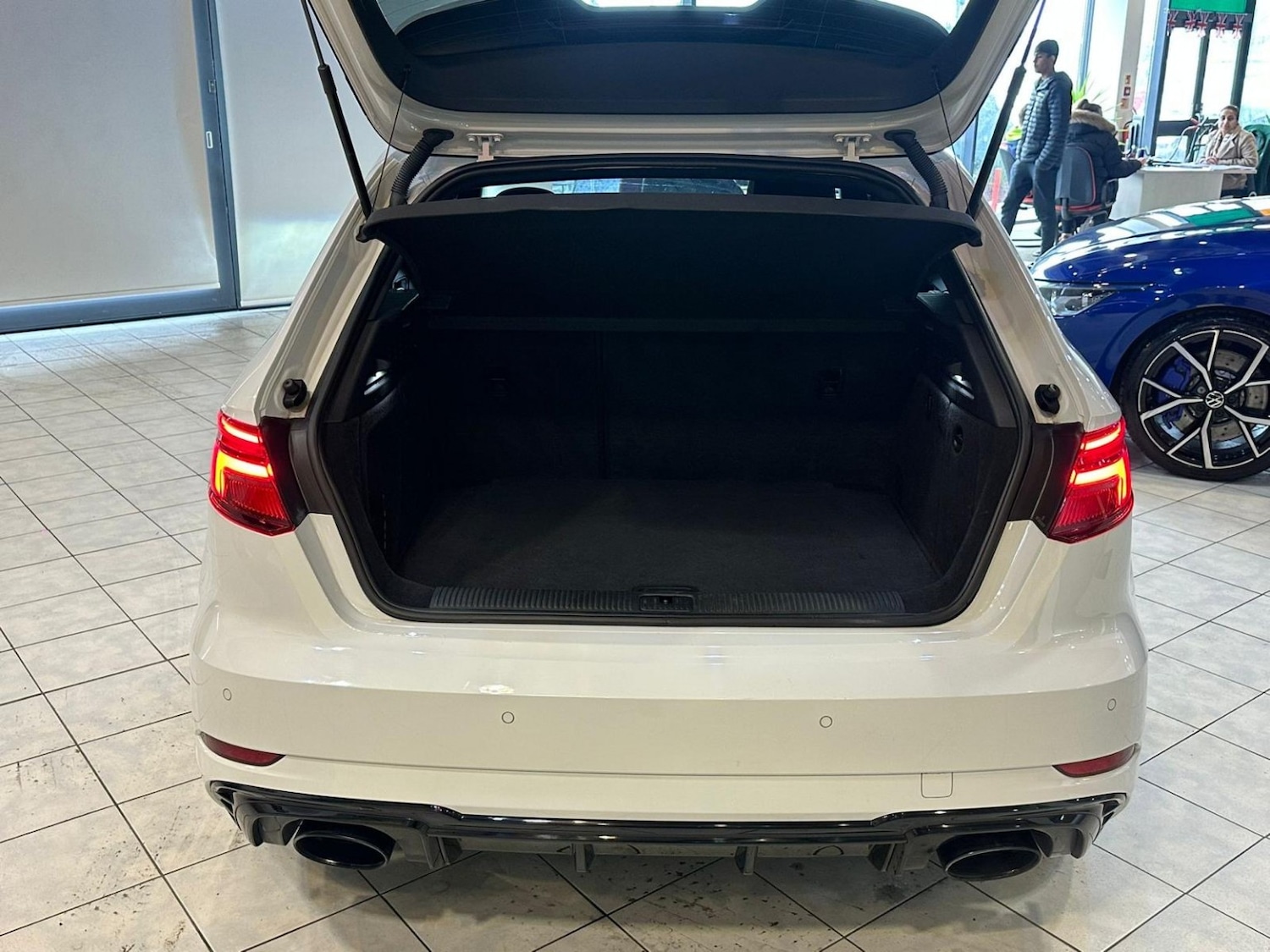 Used Audi RS3 2017 for sale - 77636998: Photo 21