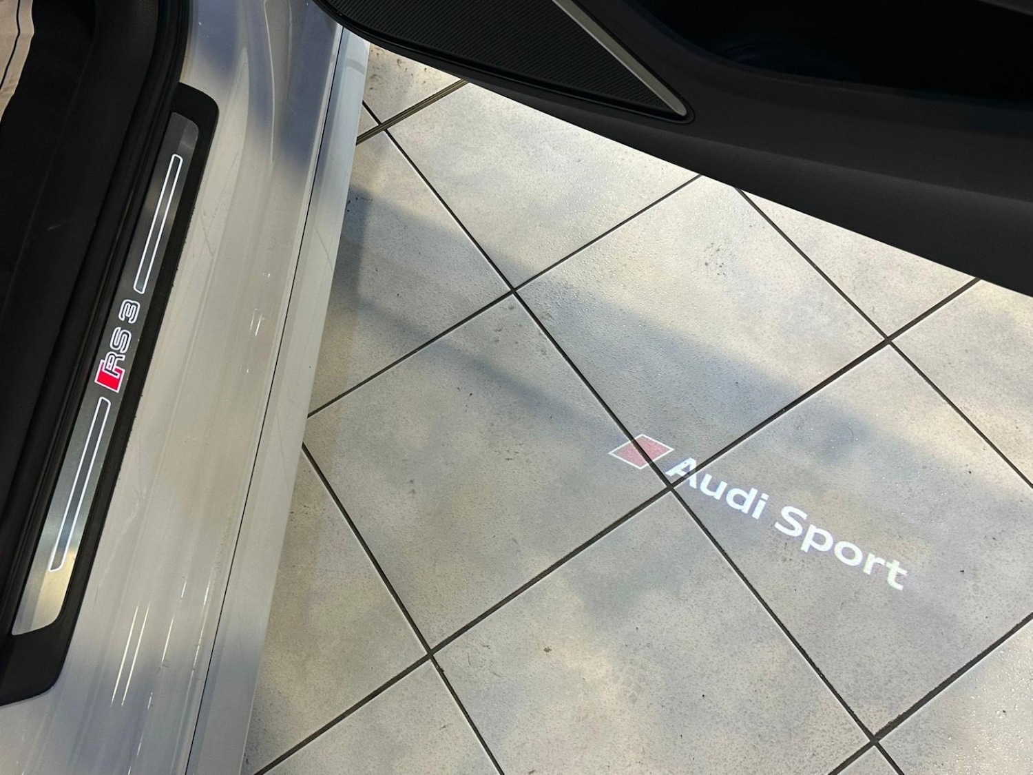 Used Audi RS3 2017 for sale - 77636998: Photo 25