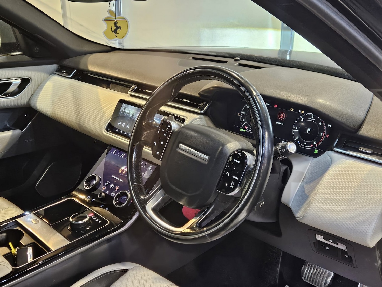 Used Land Rover Range Rover Velar 2018 for sale - 77189330: Photo 10