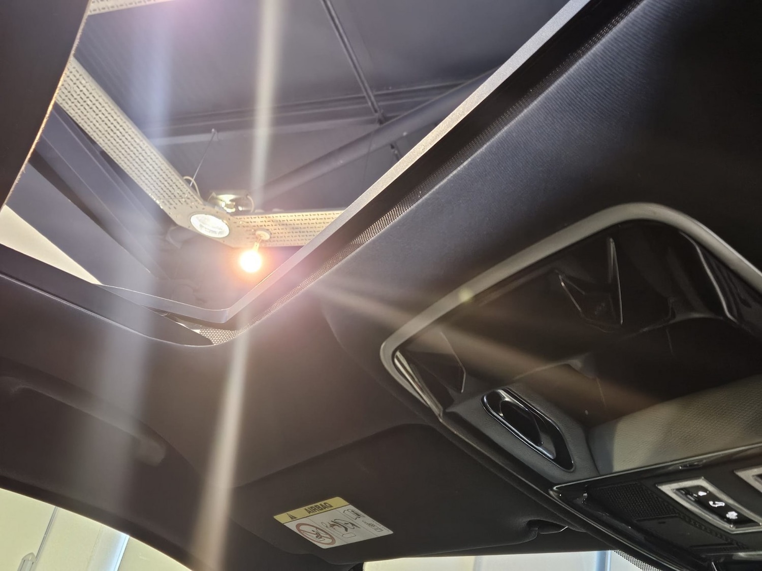 Used Land Rover Range Rover Velar 2018 for sale - 77189330: Photo 9