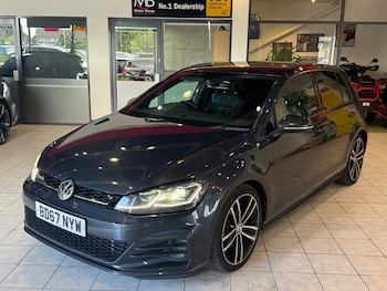 Used Volkswagen Golf 2017 for sale - 78944679: Photo