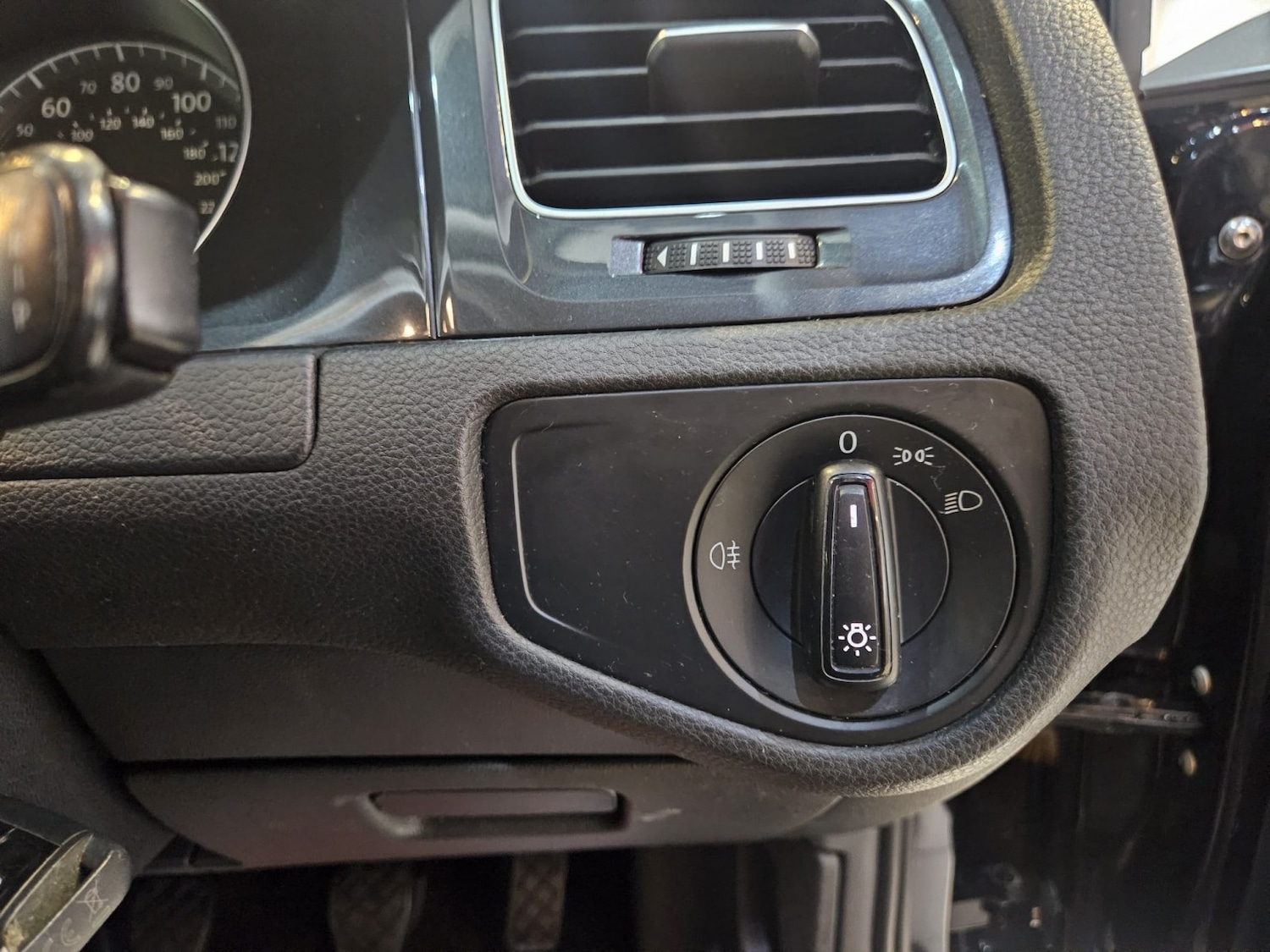 Used Volkswagen Golf 2019 for sale - 77781803: Photo 16