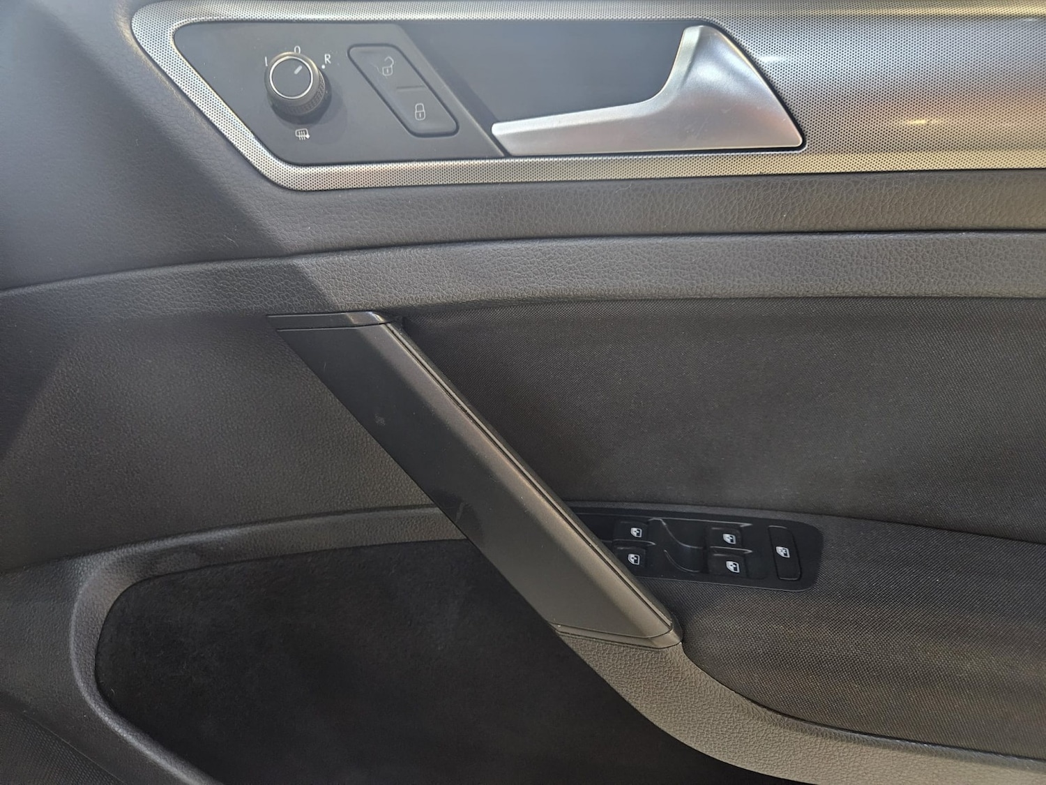 Used Volkswagen Golf 2019 for sale - 77781803: Photo 18