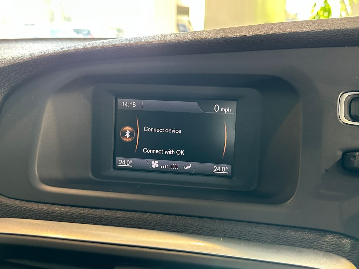 Used Volvo V40 Cross Country 2016 for sale - 76521047: Photo 17