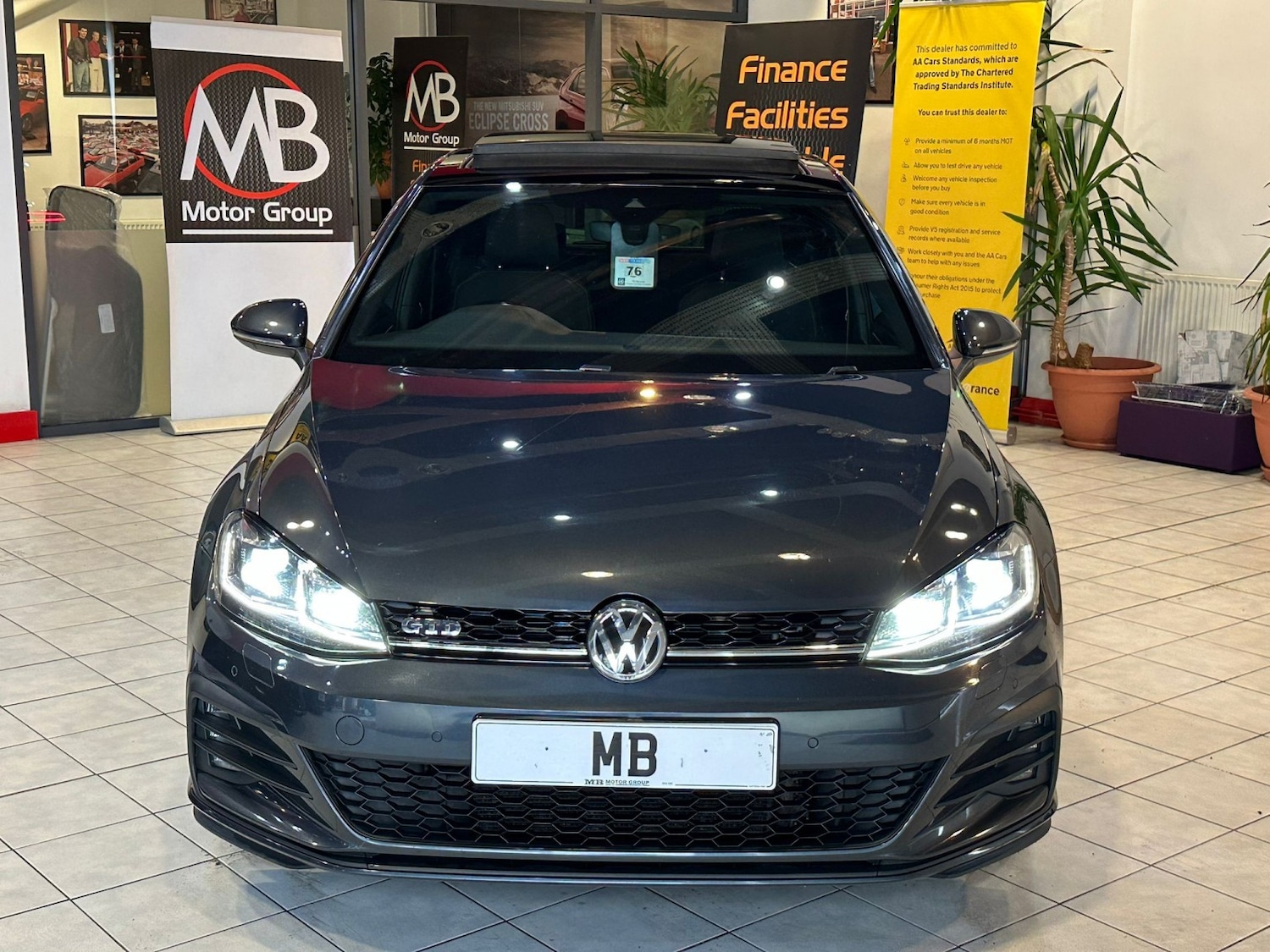 Used Volkswagen Golf 2019 for sale - 77251237: Photo 2
