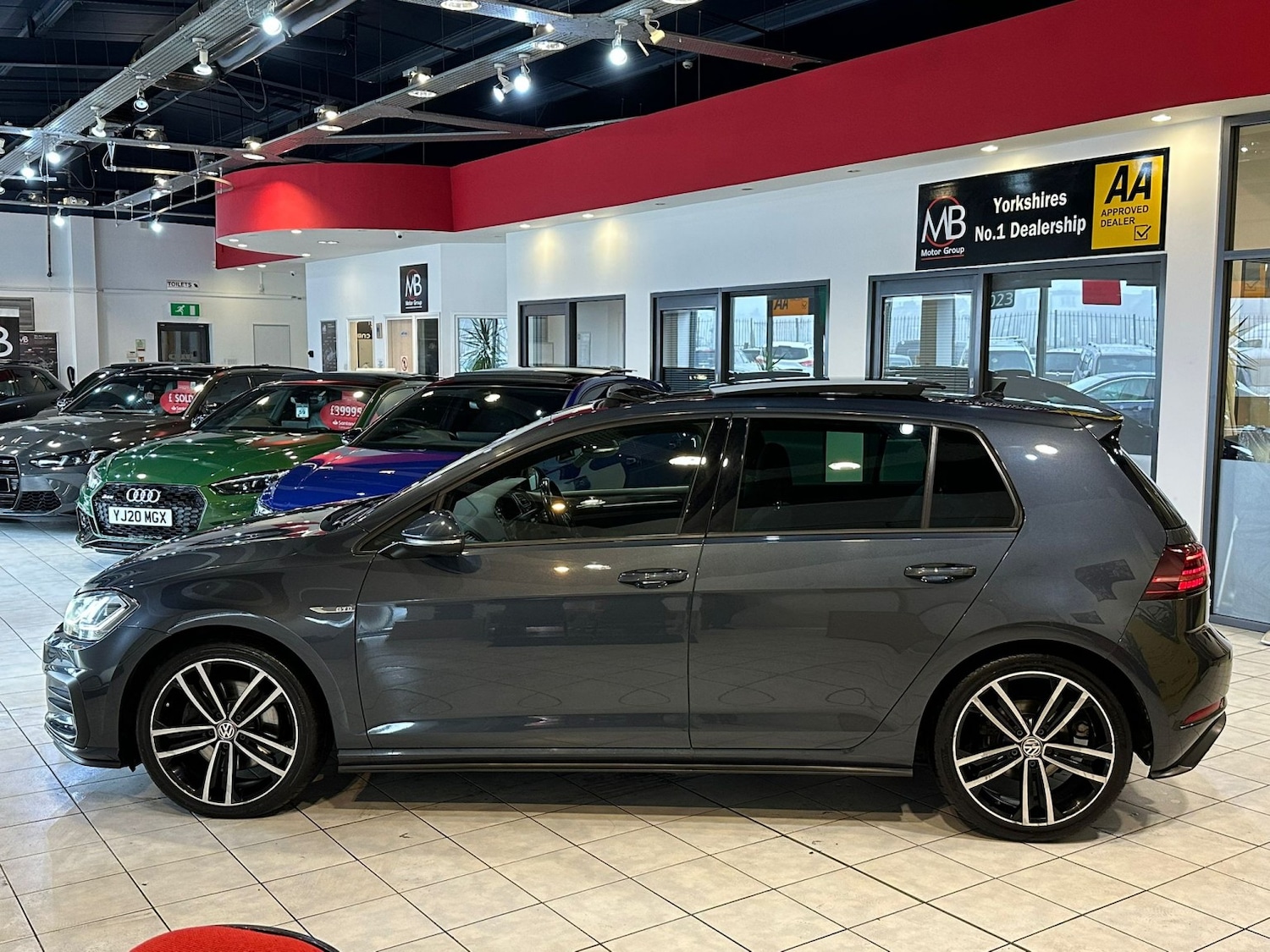 Used Volkswagen Golf 2019 for sale - 77251237: Photo 4