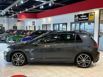 Used Volkswagen Golf 2019 for sale - 77251237: Photo