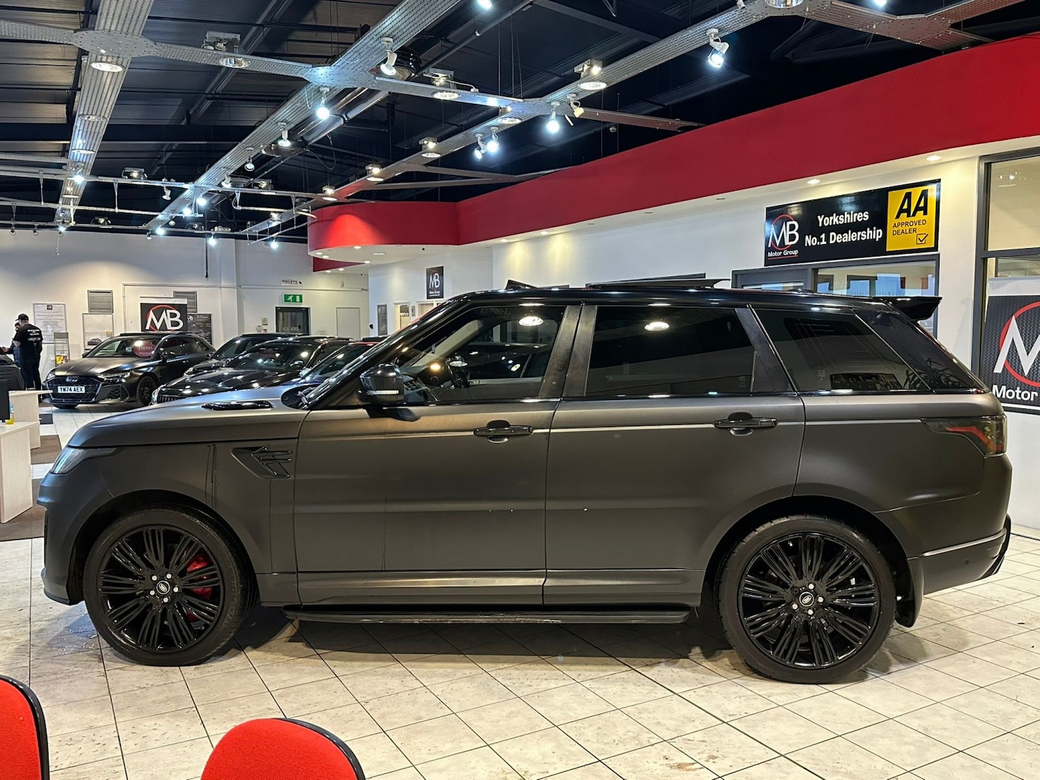 Used Land Rover Range Rover Sport 2014 for sale - 77478123: Photo 4