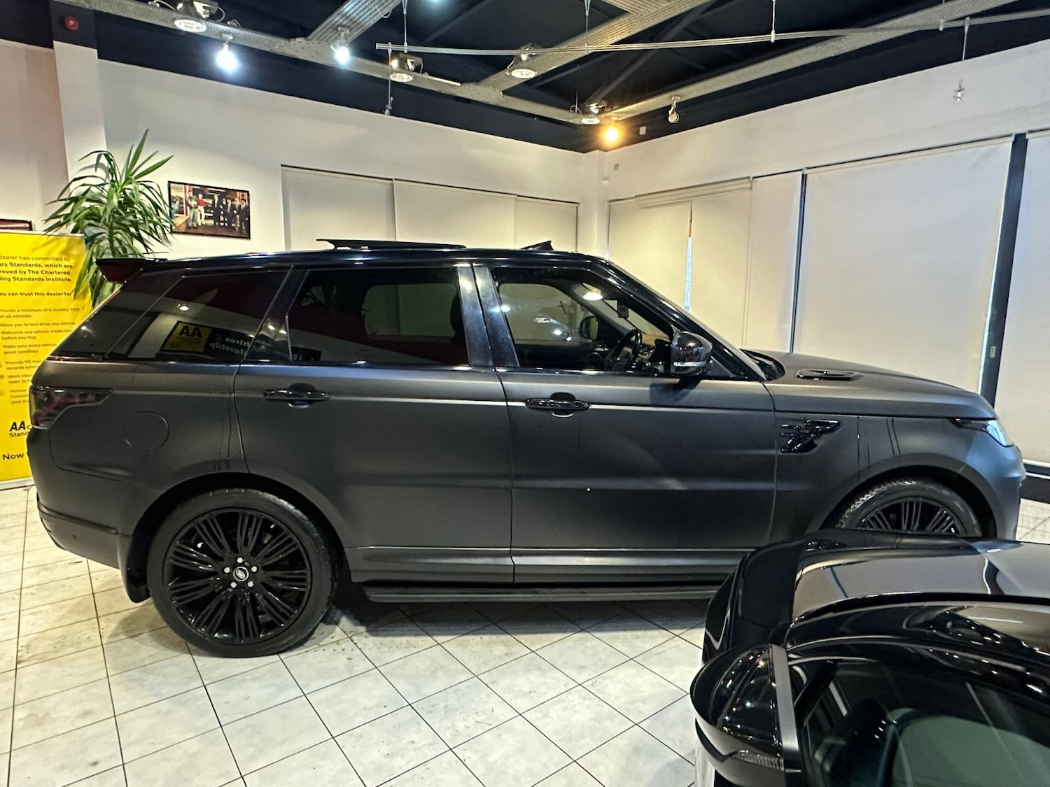 Used Land Rover Range Rover Sport 2014 for sale - 77478123: Photo 8