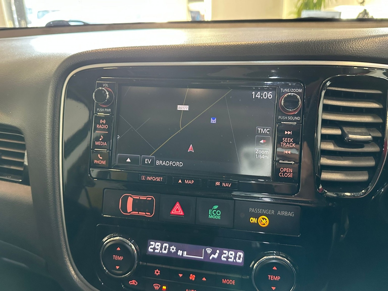 Used Mitsubishi Outlander 2017 for sale - 76845000: Photo 21