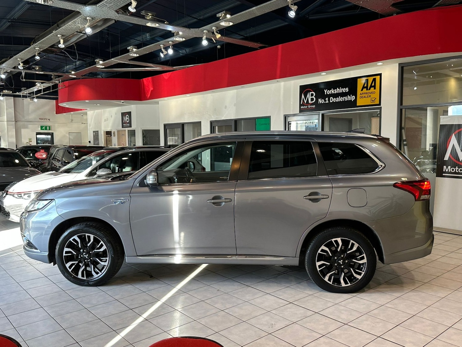 Used Mitsubishi Outlander 2017 for sale - 76845000: Photo 5