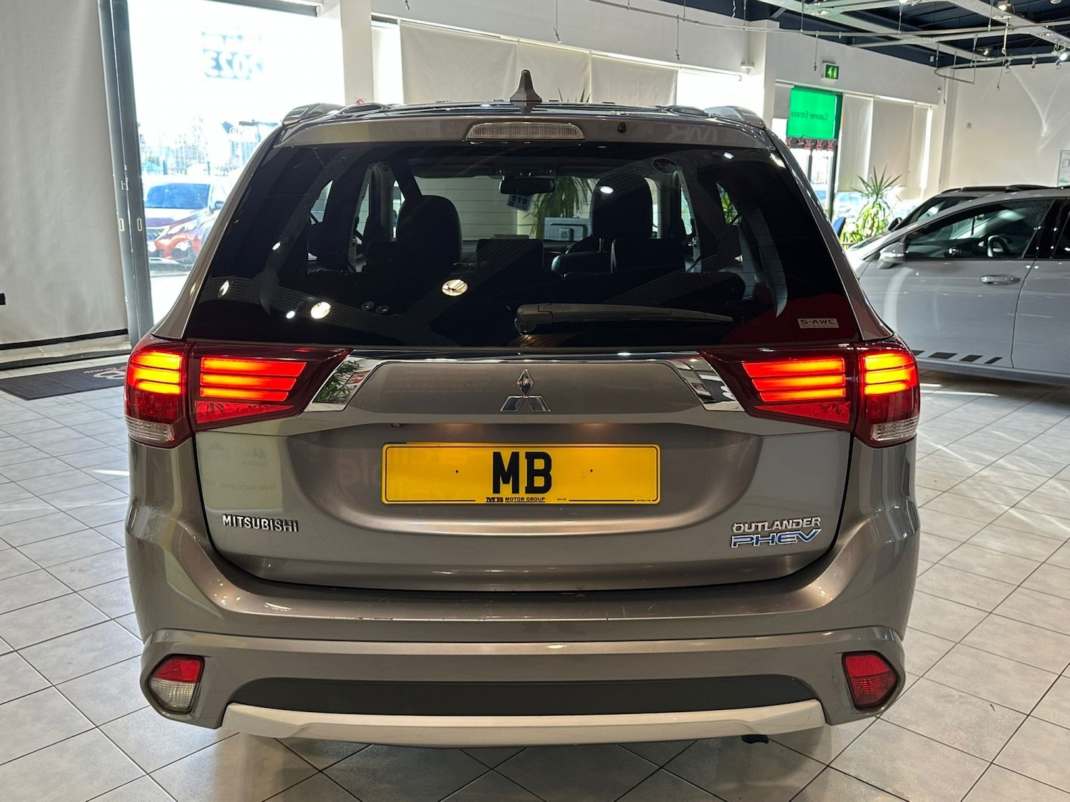 Used Mitsubishi Outlander 2017 for sale - 76845000: Photo 7