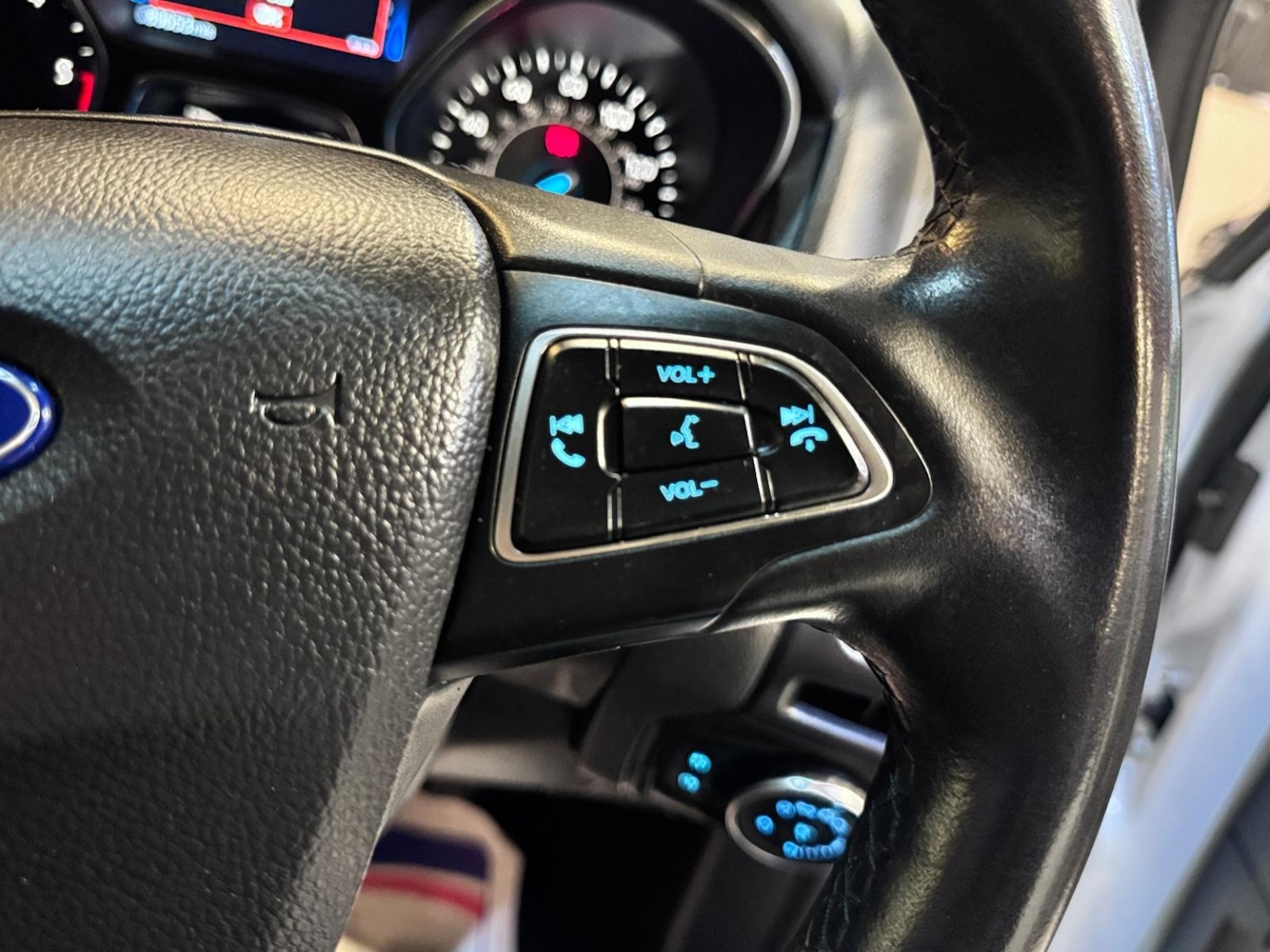 Used Ford Focus 2015 for sale - 76877624: Photo 15