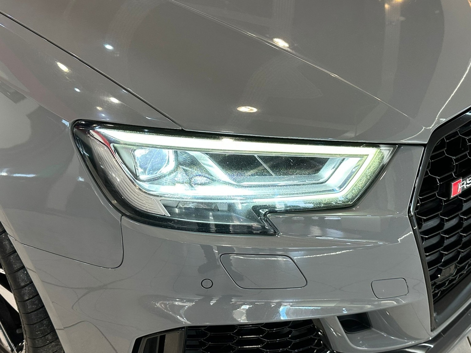 Used Audi RS3 2019 for sale - 77189307: Photo 2