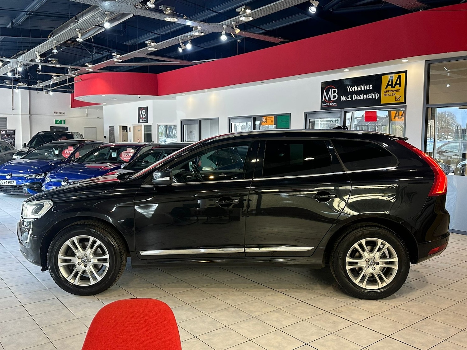 Used Volvo XC60 2015 for sale - 77977074: Photo 4