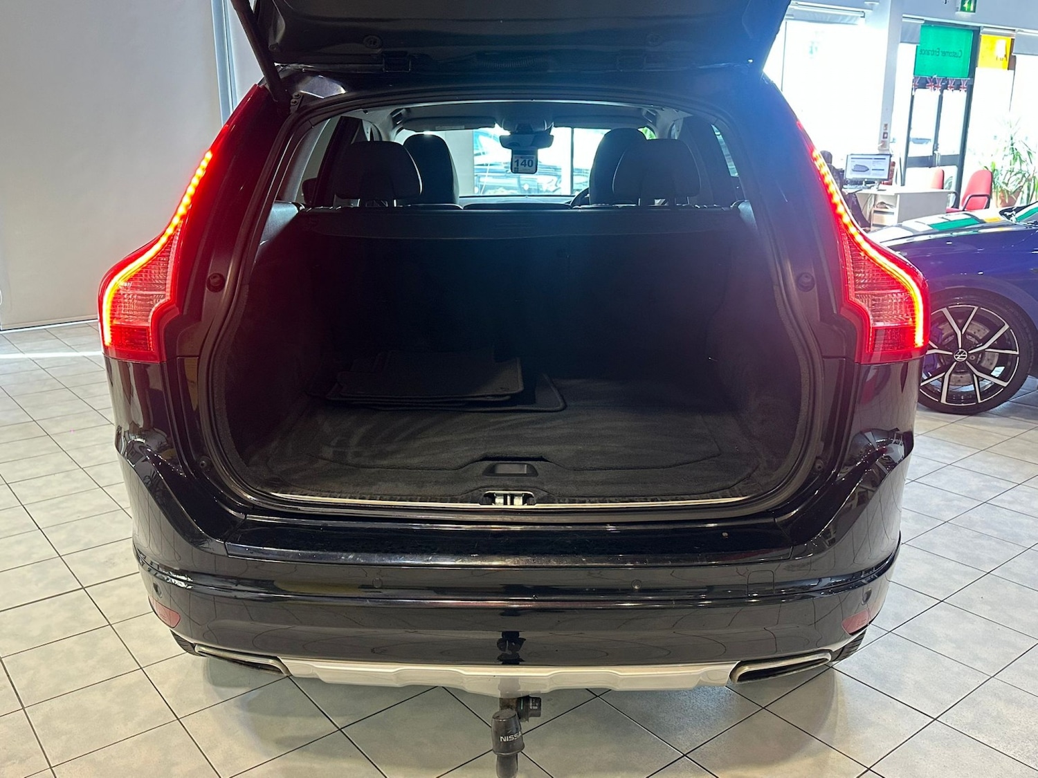 Used Volvo XC60 2015 for sale - 77977074: Photo 7