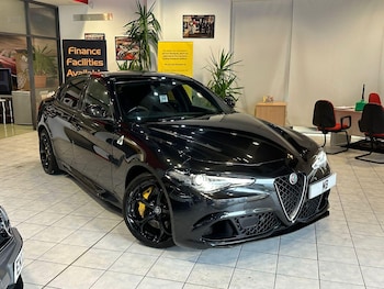 2018 - 2.9 Giulia 2.9 Bi-turbo V6 510hp Quadrifoglio 4-Door