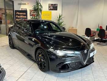 Used Alfa Romeo Giulia 2018 for sale - 76019549: Photo