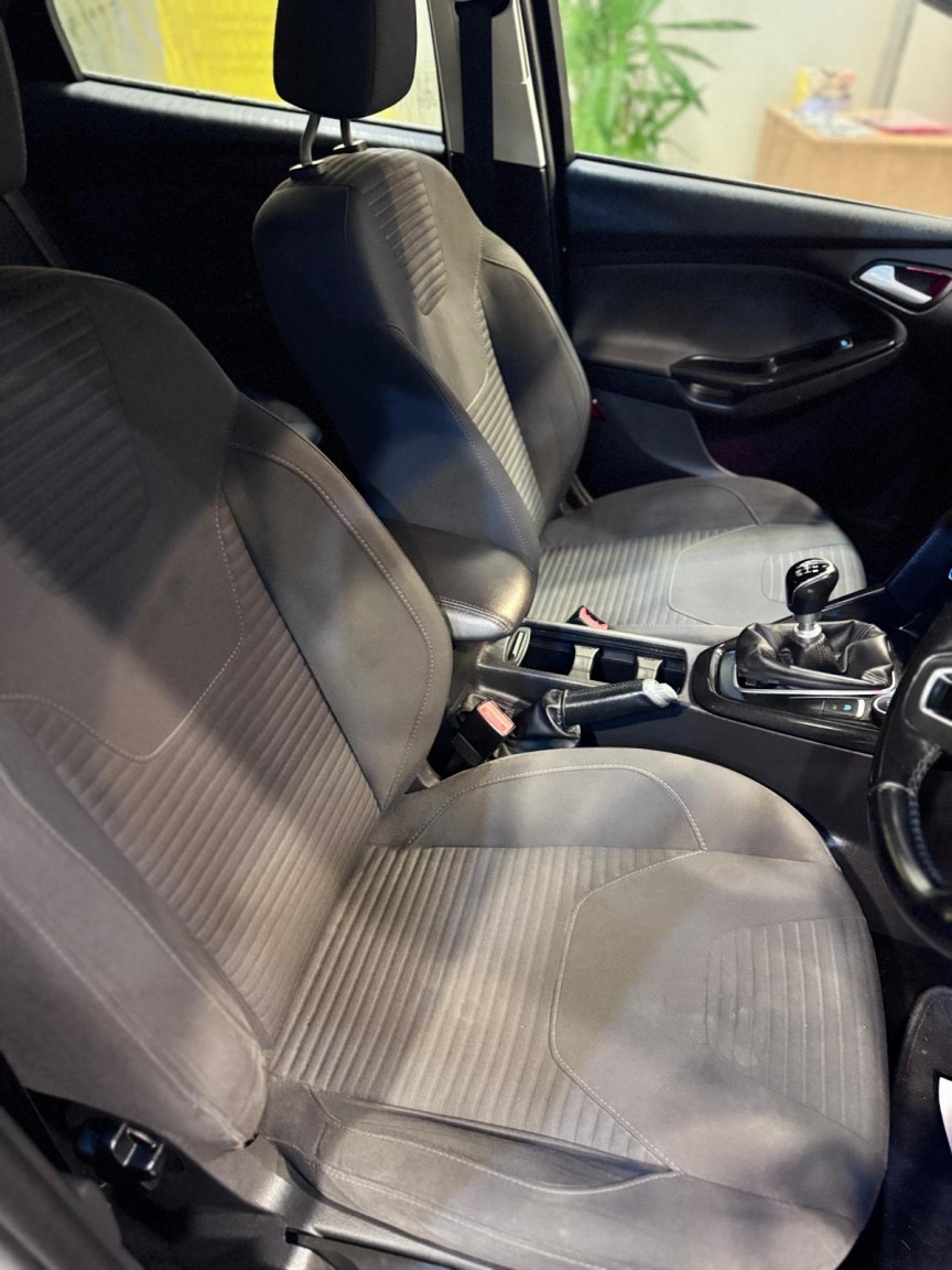 Used Ford Focus 2015 for sale - 76877623: Photo 10