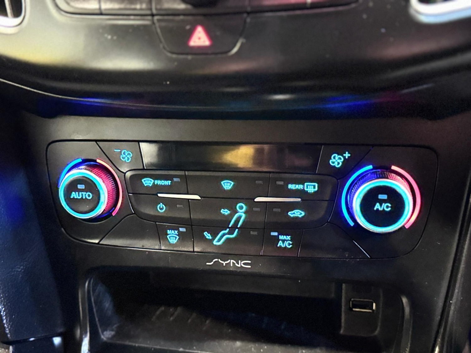 Used Ford Focus 2015 for sale - 76877623: Photo 20