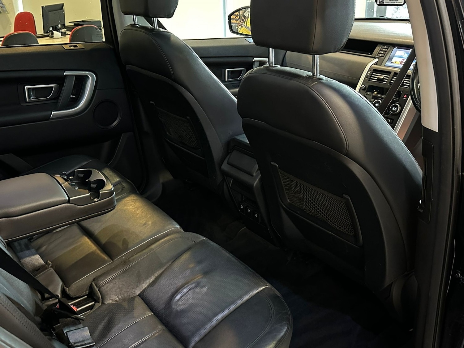 Used Land Rover Discovery Sport 2017 for sale - 76643445: Photo 14