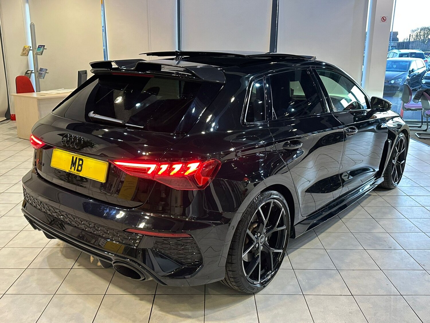 Used Audi RS3 2023 for sale - 78155305: Photo 9