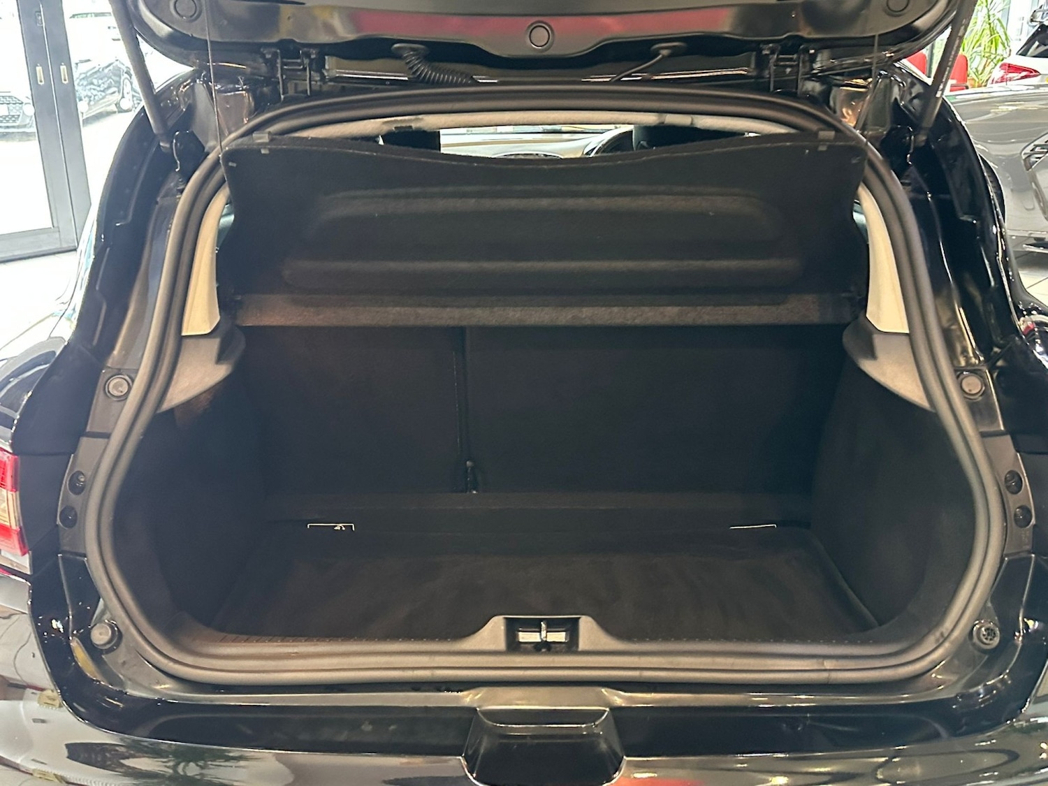 Used Renault Clio 2017 for sale - 78182843: Photo 10