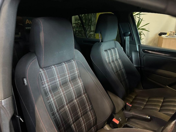 Used Volkswagen Golf 2012 for sale - 76317442: Photo 12