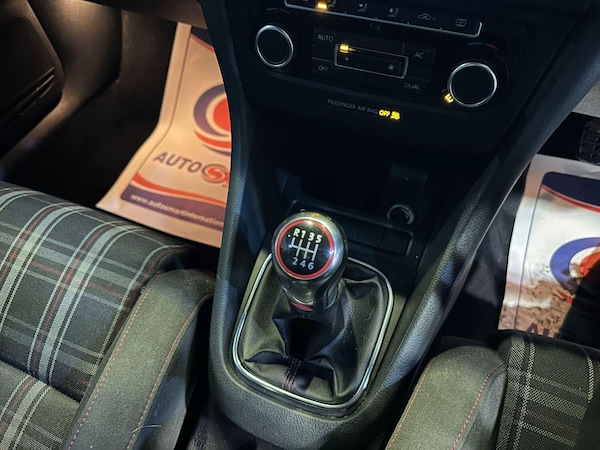 Used Volkswagen Golf 2012 for sale - 76317442: Photo 16