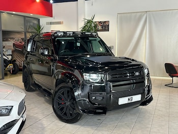 Used Land Rover Defender 2024 for sale - 78964983: Photo