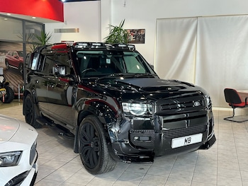 Used Land Rover Defender 2024 for sale - 78964983: Photo