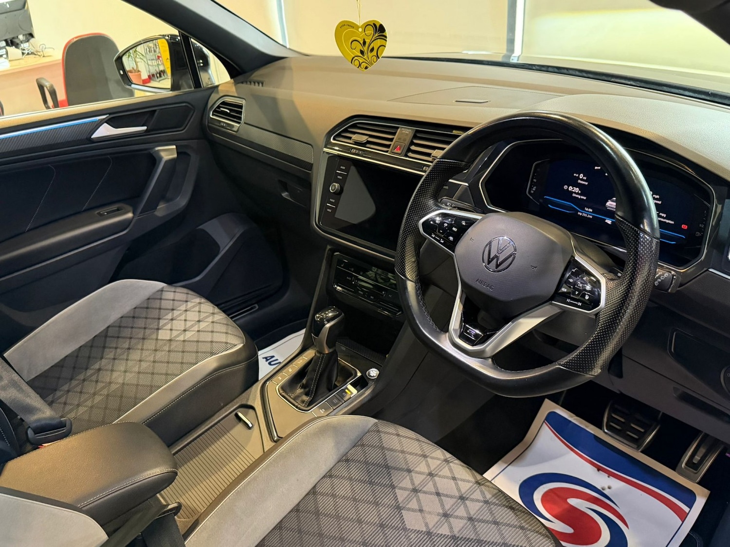 Used Volkswagen Tiguan 2021 for sale - 77836934: Photo 18