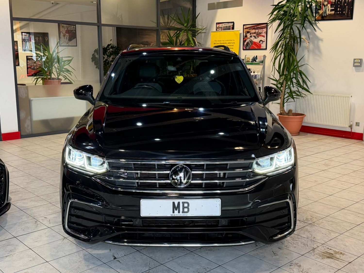 Used Volkswagen Tiguan 2021 for sale - 77836934: Photo 2