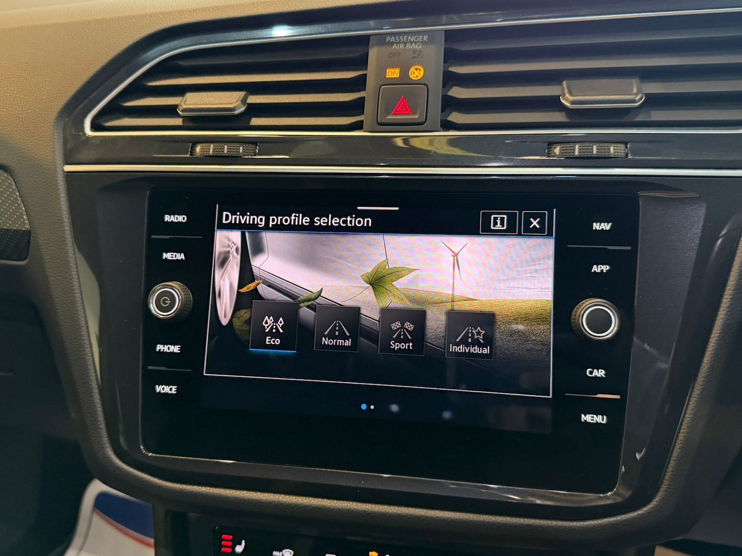 Used Volkswagen Tiguan 2021 for sale - 77836934: Photo 22