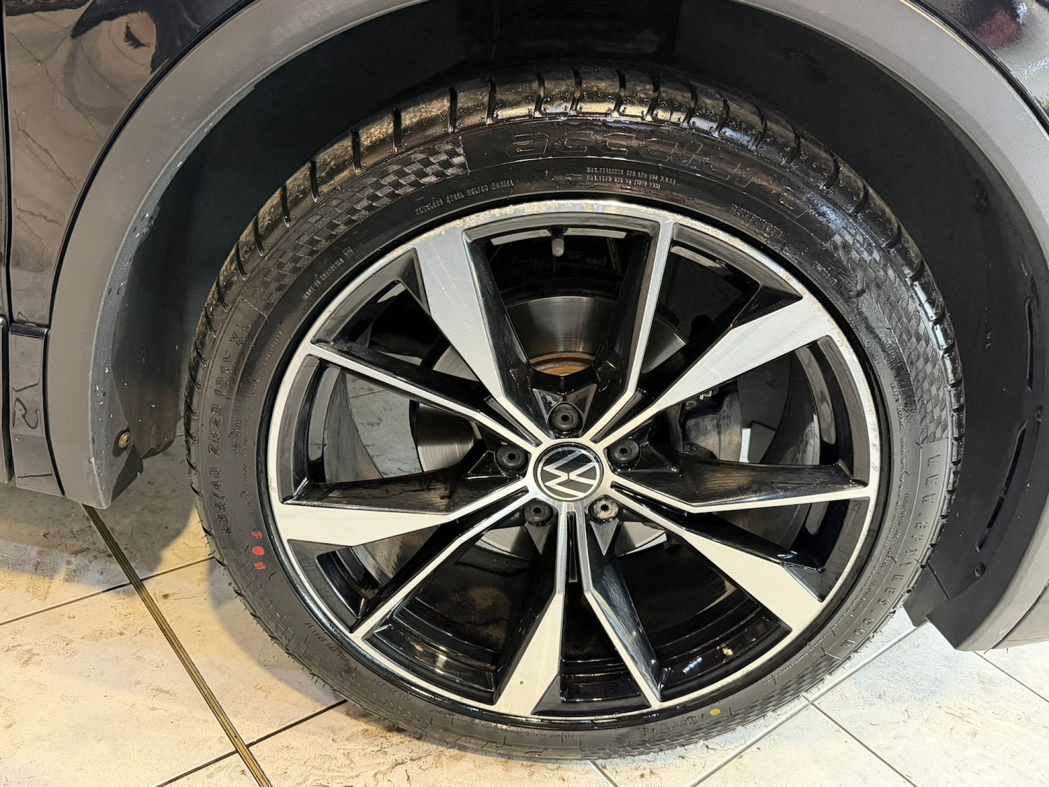 Used Volkswagen Tiguan 2021 for sale - 77836934: Photo 33