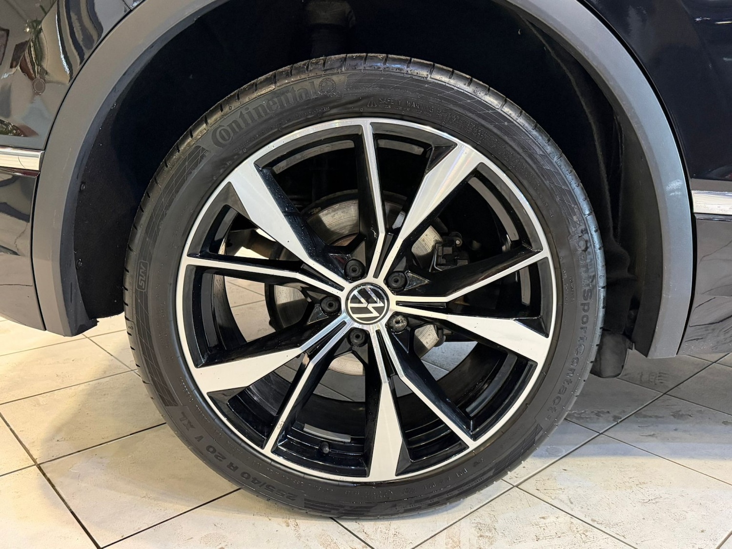 Used Volkswagen Tiguan 2021 for sale - 77836934: Photo 35