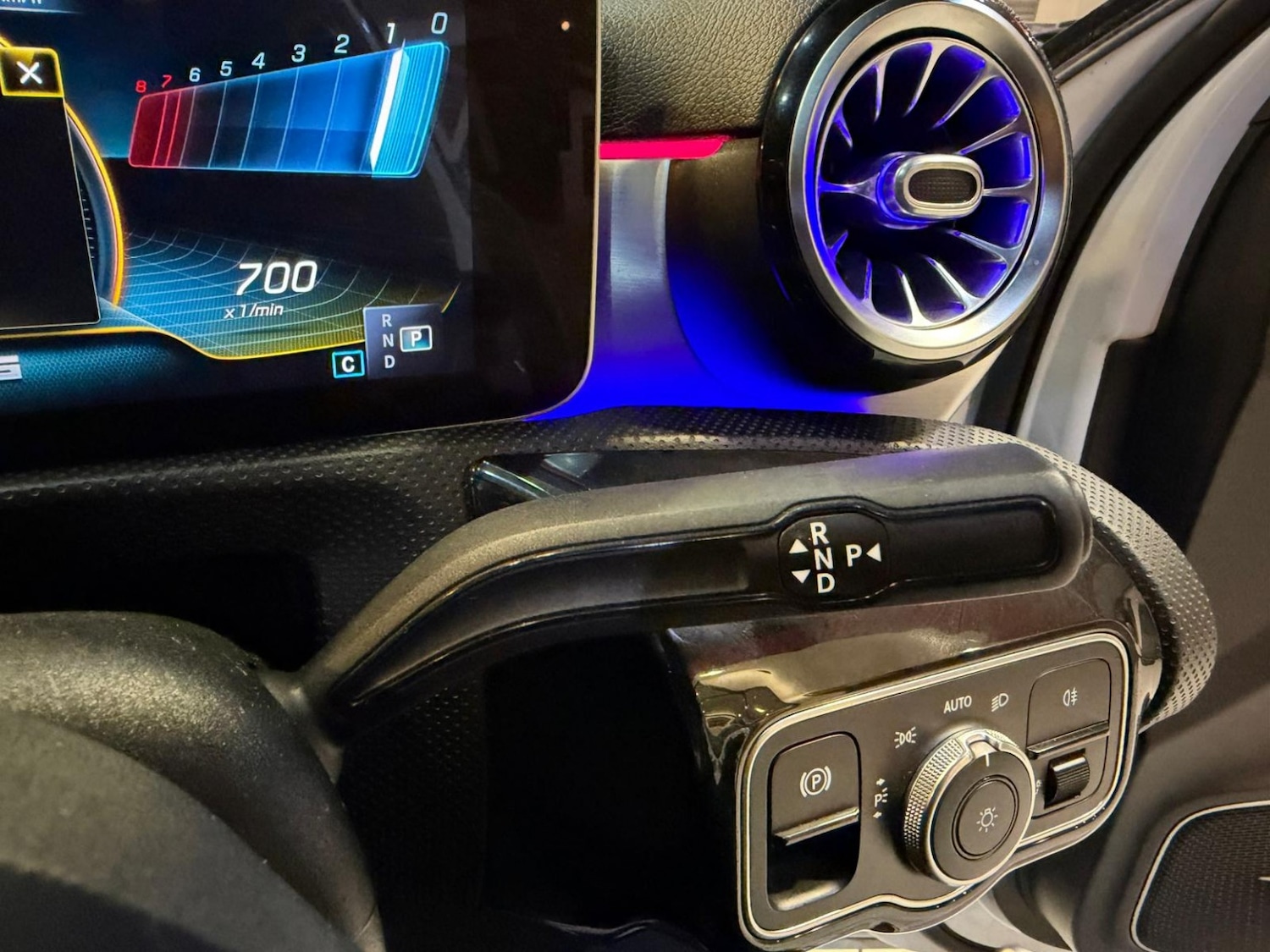 Used Mercedes-Benz A-Class 2019 for sale - 77668500: Photo 25