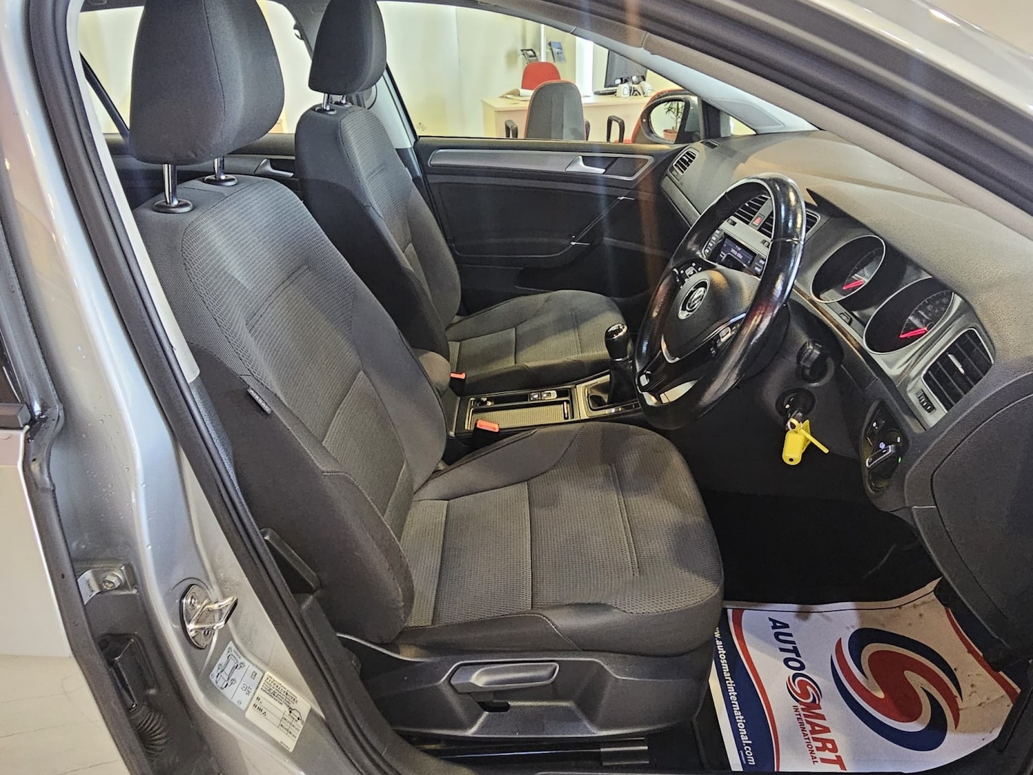 Used Volkswagen Golf 2014 for sale - 77836867: Photo 11