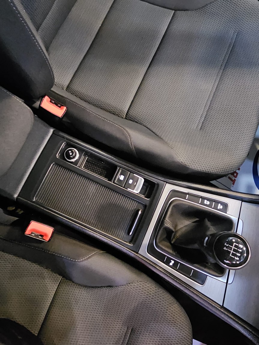 Used Volkswagen Golf 2014 for sale - 77836867: Photo 13