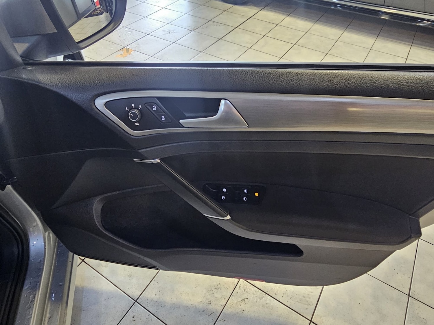 Used Volkswagen Golf 2014 for sale - 77836867: Photo 16