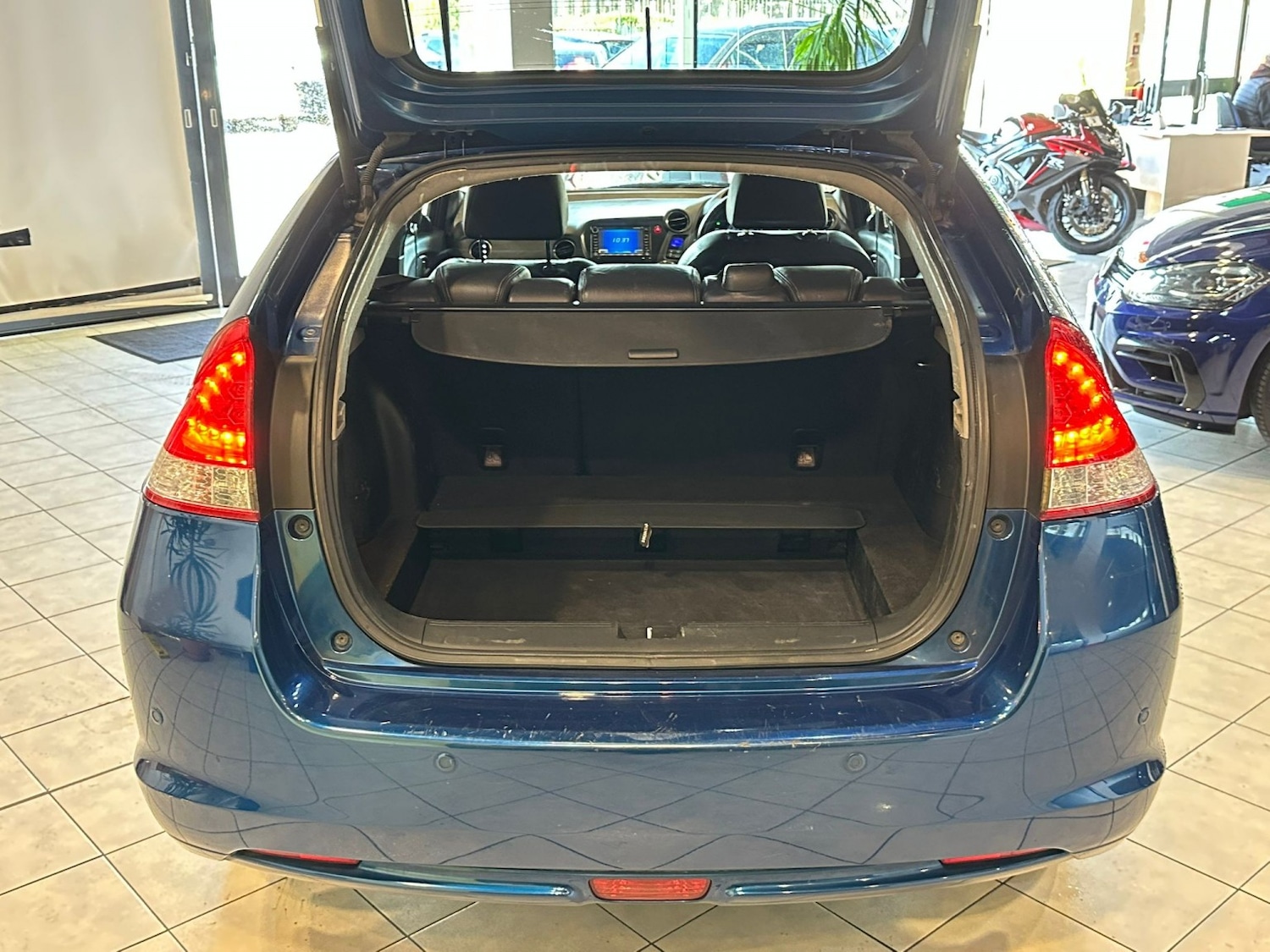 Used Honda Insight 2011 for sale - 76382435: Photo 8