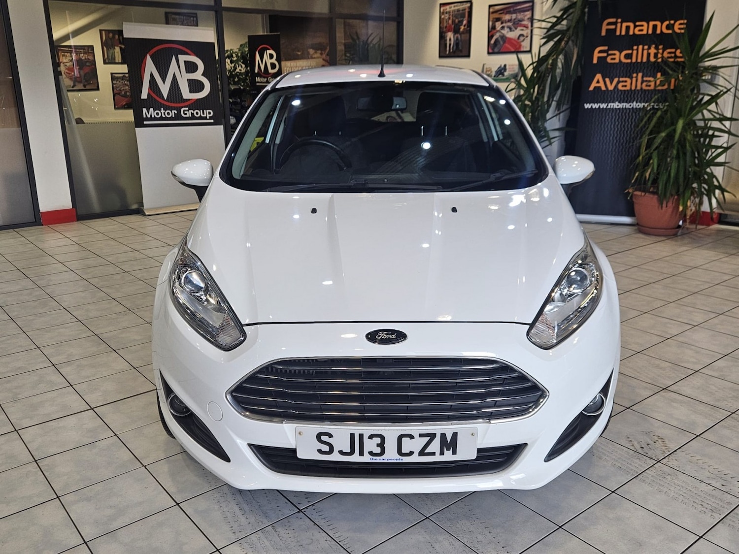 Used Ford Fiesta 2013 for sale - 76957208: Photo 2