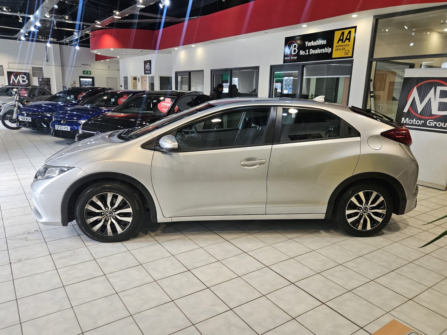 Used Honda Civic 2014 for sale - 76897053: Photo 4