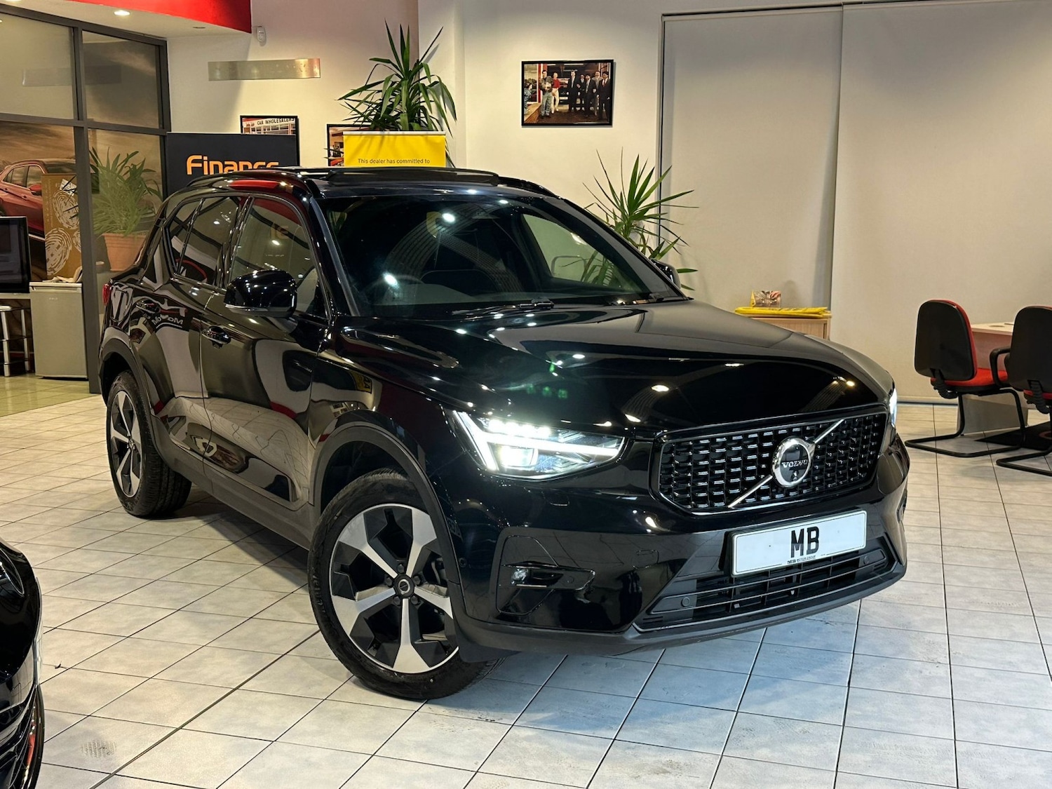 Used Volvo XC40 2024 for sale - 76439851: Photo 1