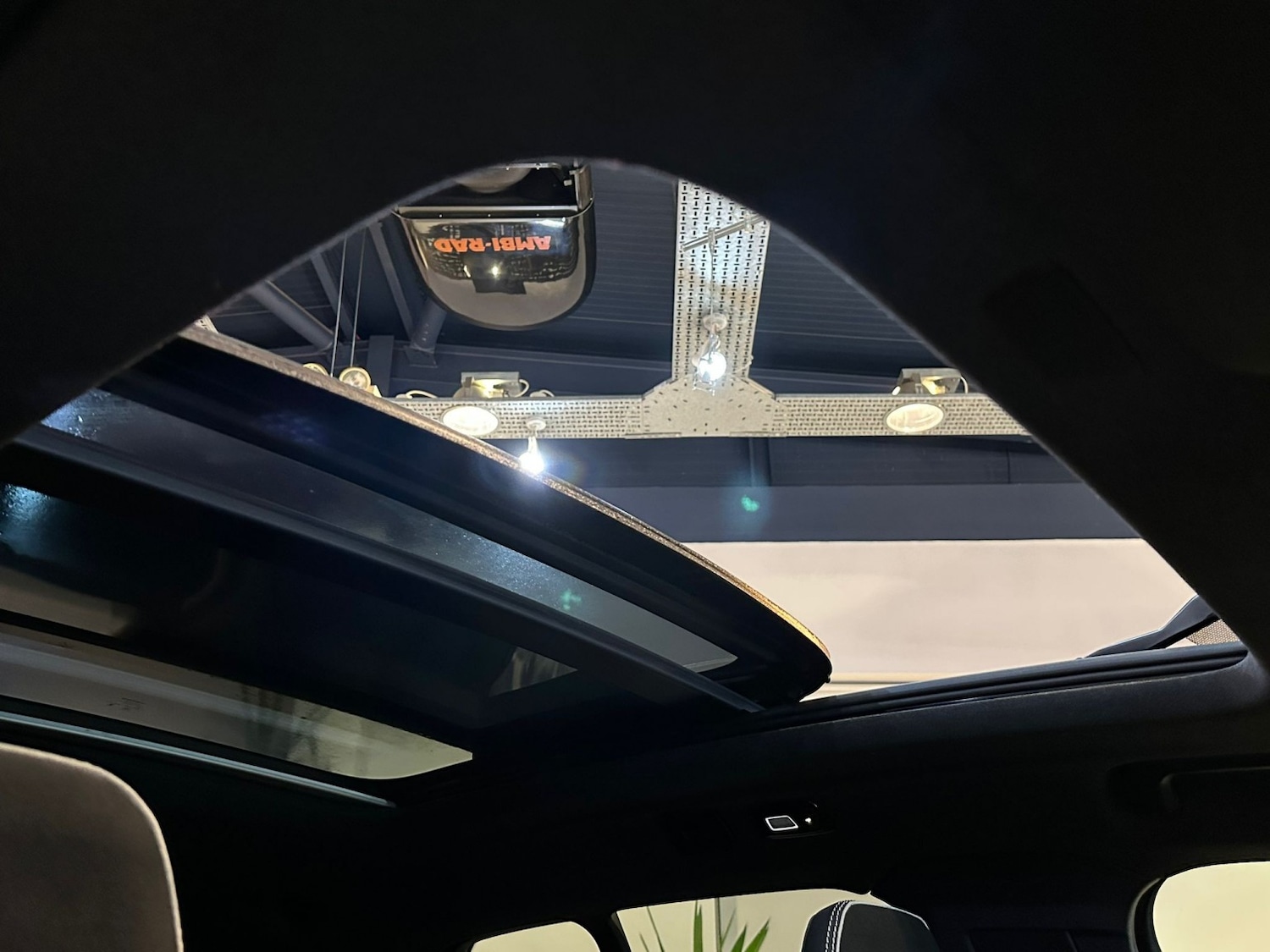 Used Volvo XC40 2024 for sale - 76439851: Photo 19