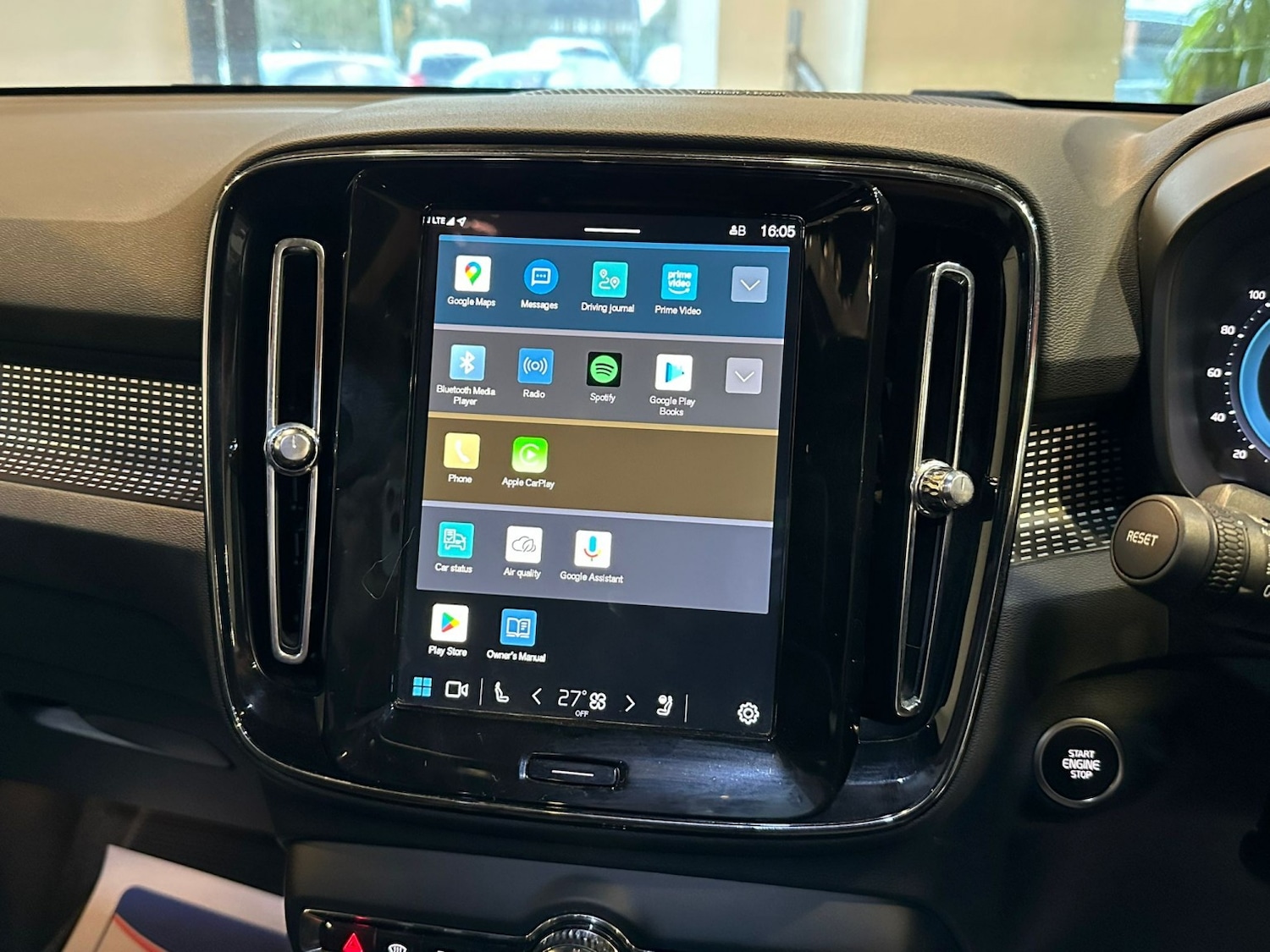 Used Volvo XC40 2024 for sale - 76439851: Photo 22