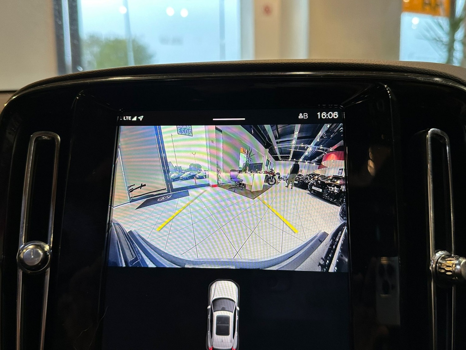 Used Volvo XC40 2024 for sale - 76439851: Photo 24