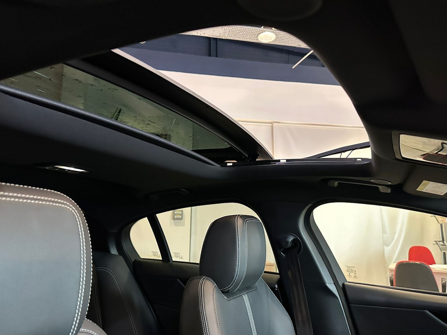 Used Jaguar XE 2023 for sale - 78182873: Photo 14