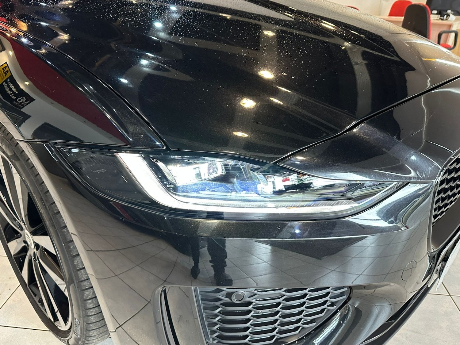 Used Jaguar XE 2023 for sale - 78182873: Photo 3